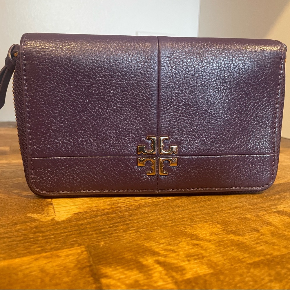 Tory Burch Purple Leather Wallet